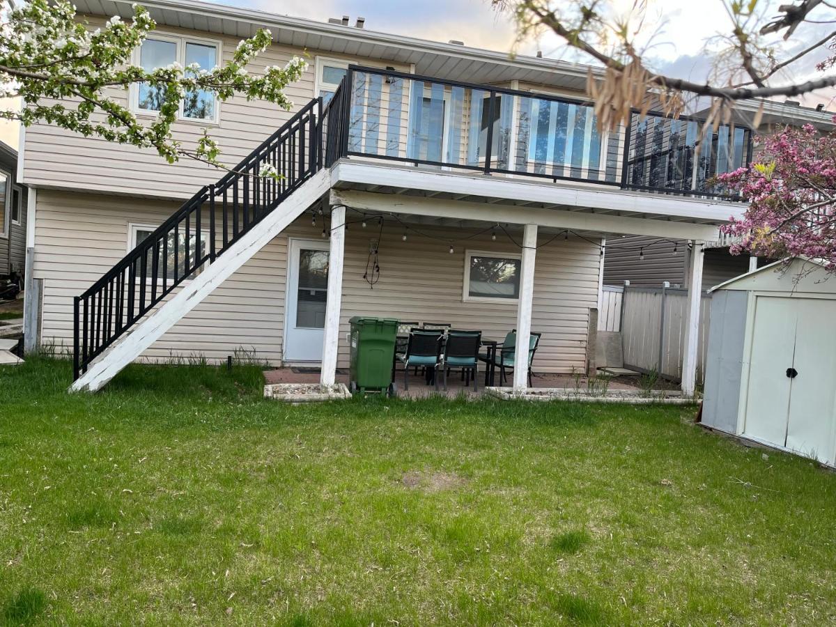 Citadel Cozy Quilt Private Bedroom YYC Dış mekan fotoğraf